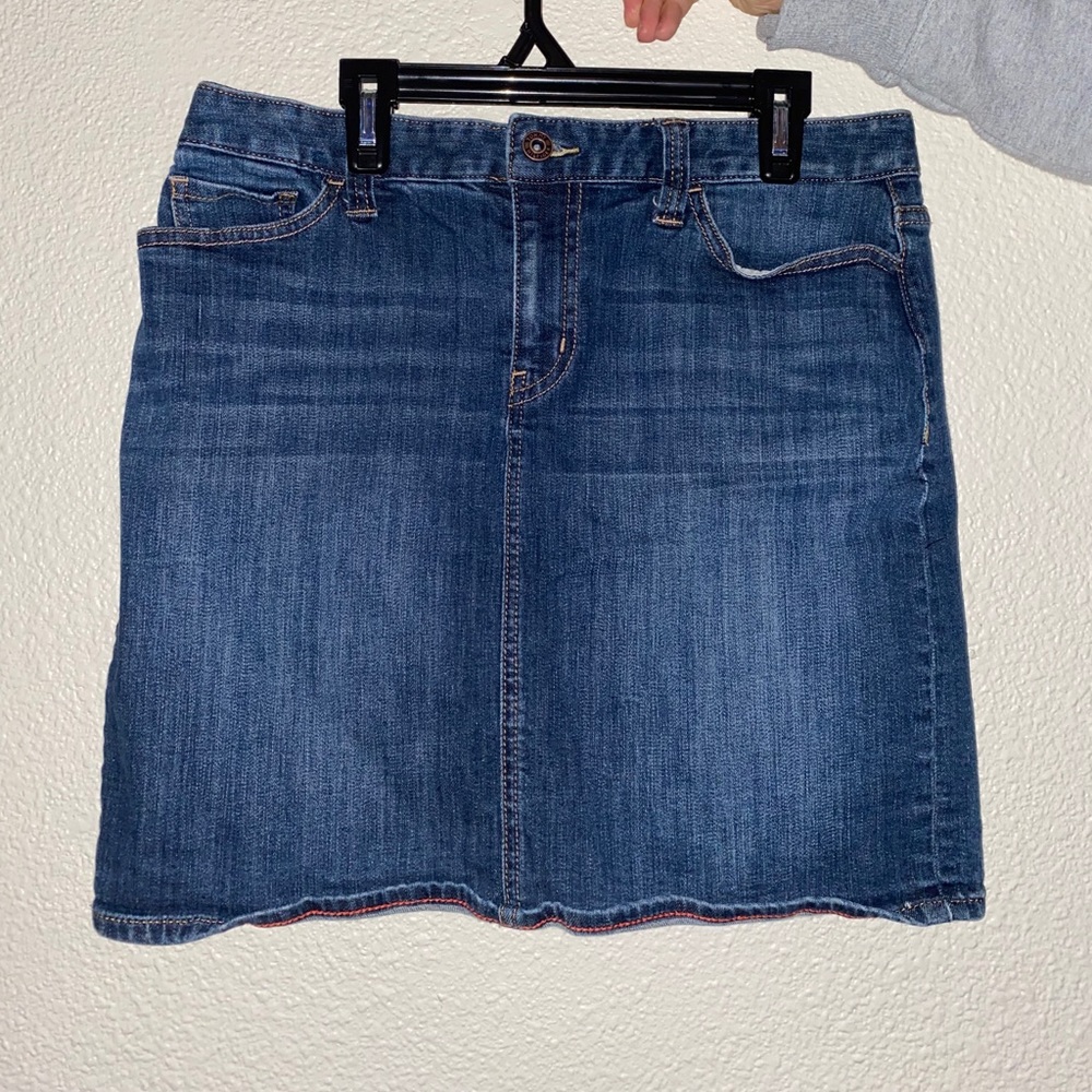 NEW Size 6 Tommy Hilfiger Vintage Jean Skirt ✨